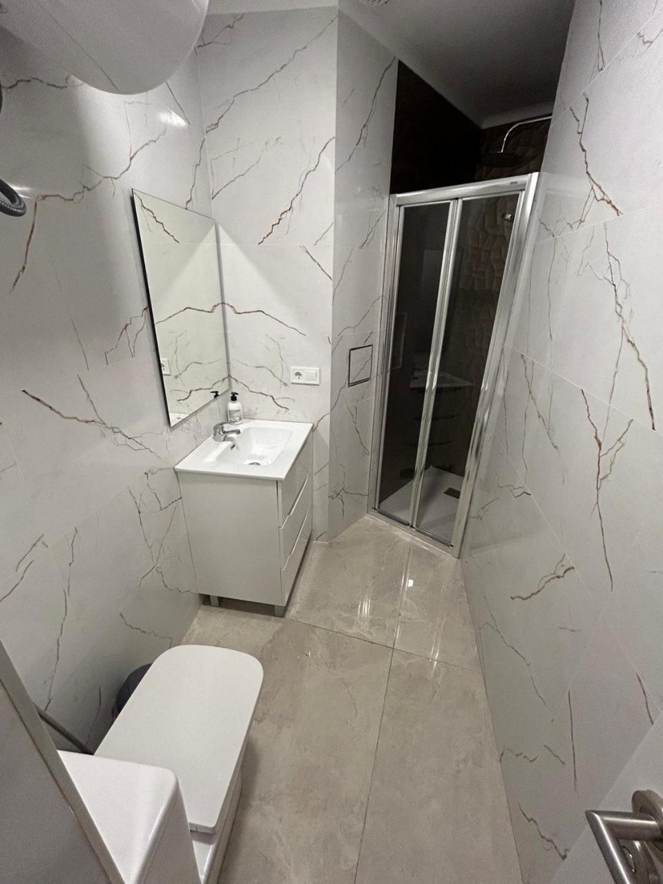 Elegance Apartment Alicante Luaran gambar