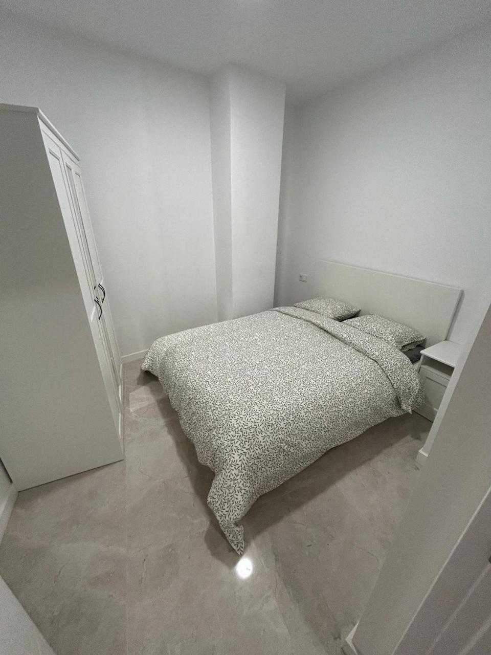 Elegance Apartment Alicante Luaran gambar